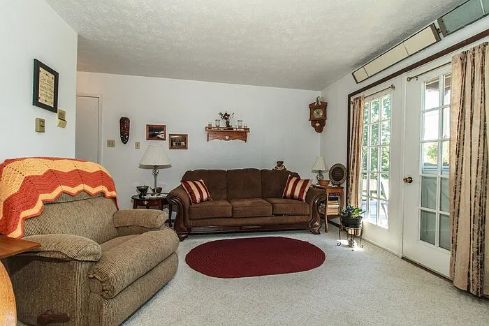 1 bed, 1.0 bath, 500 sqft, $725 — Photo 2