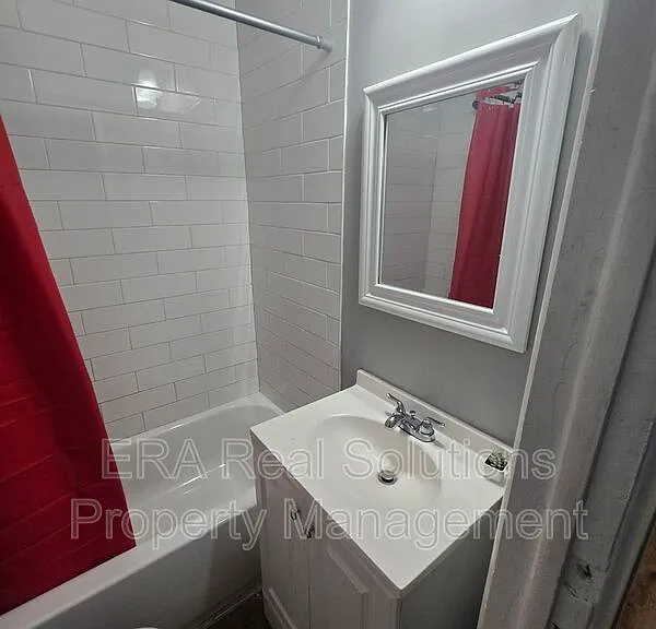 361 S Harris Ave #A — Photo 10