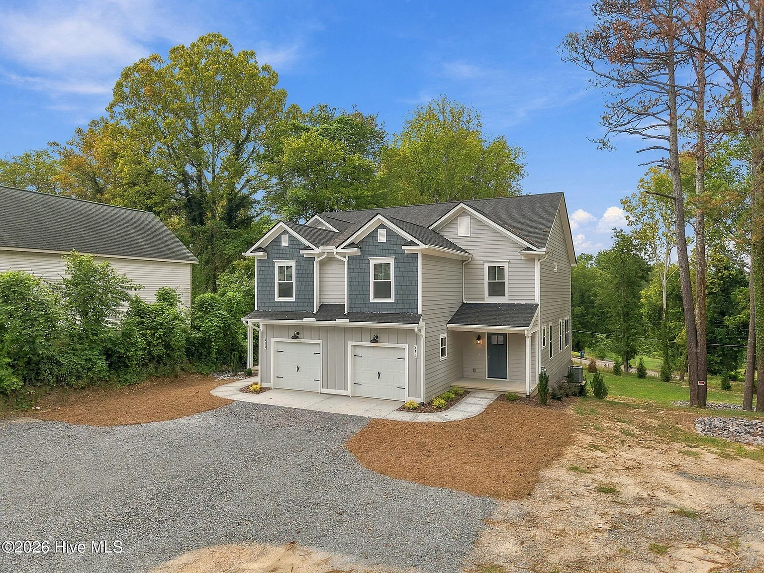 3 bed, 2.5 bath, 1886 sqft, $1,750 — Photo 3