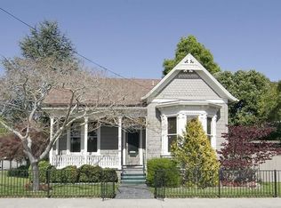 440 Caledonia St, Santa Cruz, CA 95062