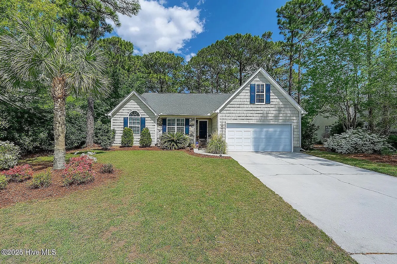 3 bed, 2300 sqft, $900 — Photo 3