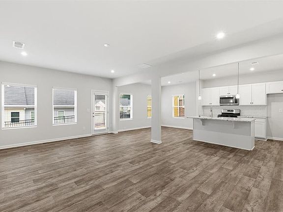 7th image of this home