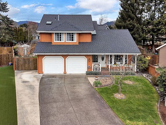 3rd image of 4452 Jessica Dr