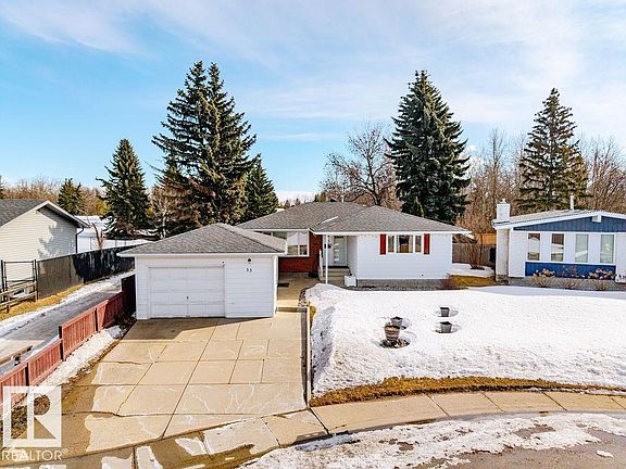 2nd image of 33 Garnet Cres