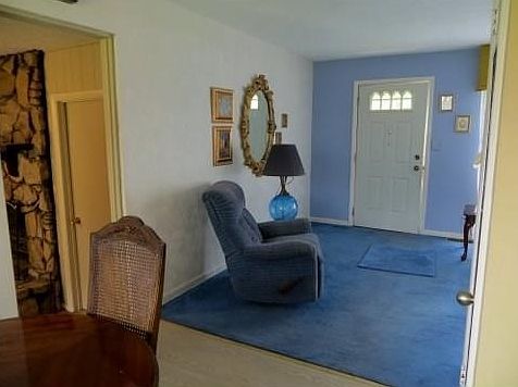 4th image of 10958 N Park Ave