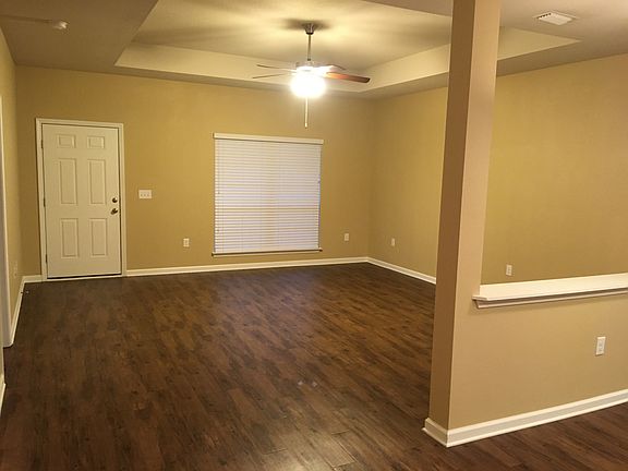 5th image of 261 Nelly St