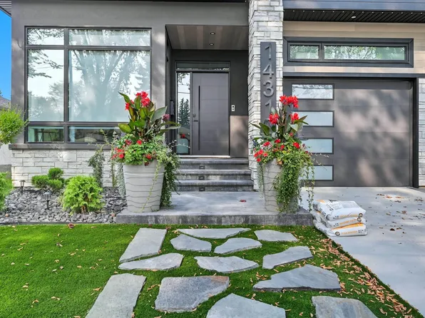 14312 92a Ave NW, Edmonton, AB T5R 5E2