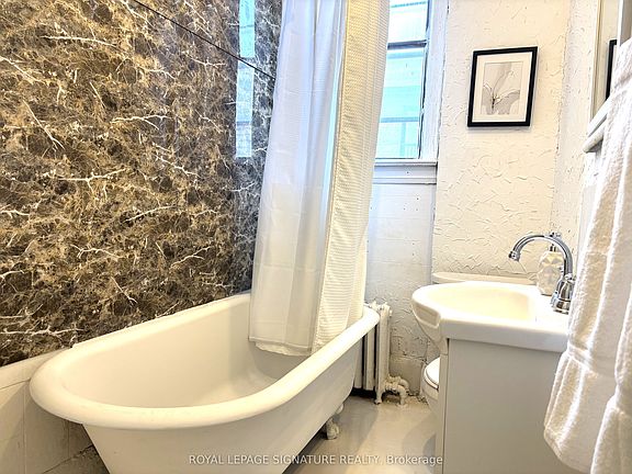 4th image of 1 Hamilton St #1