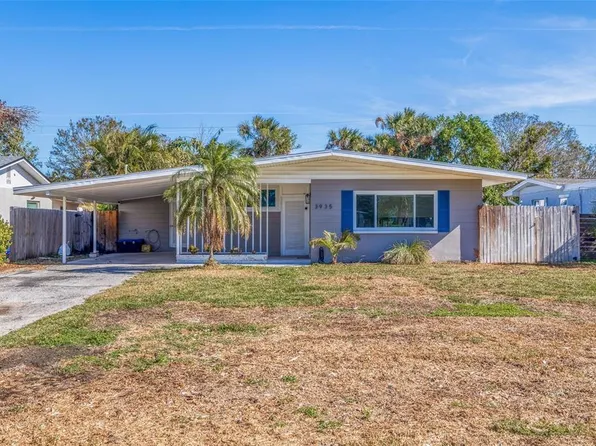 3935 Huntington St NE, Saint Petersburg, FL 33703