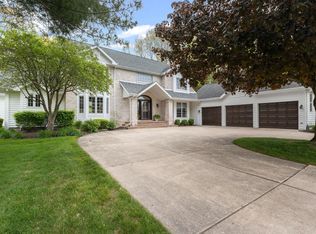 3484 Fox Chase Dr, Bristol, IN 46507