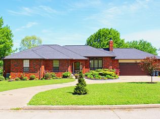 8345 Meadowside Ln, Tulsa, OK 74131