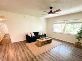 5800 Hollywood Blvd, Sarasota, FL