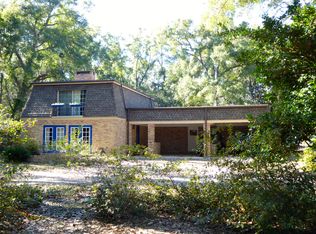 9955 Noriega Dr, Pensacola, FL 32514