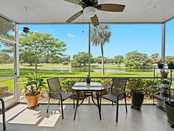3rd image of 555 Oaks Lane #112