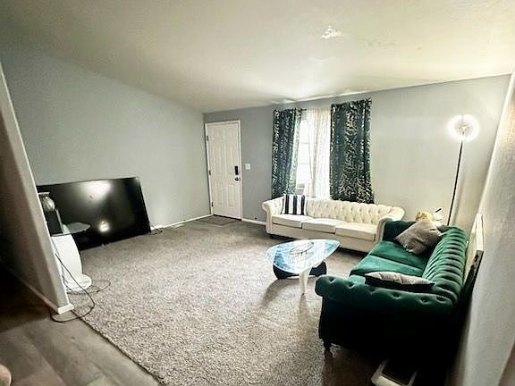 3rd image of 545 Tasha Way