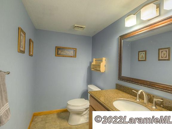 5th image of 1703 E Person St