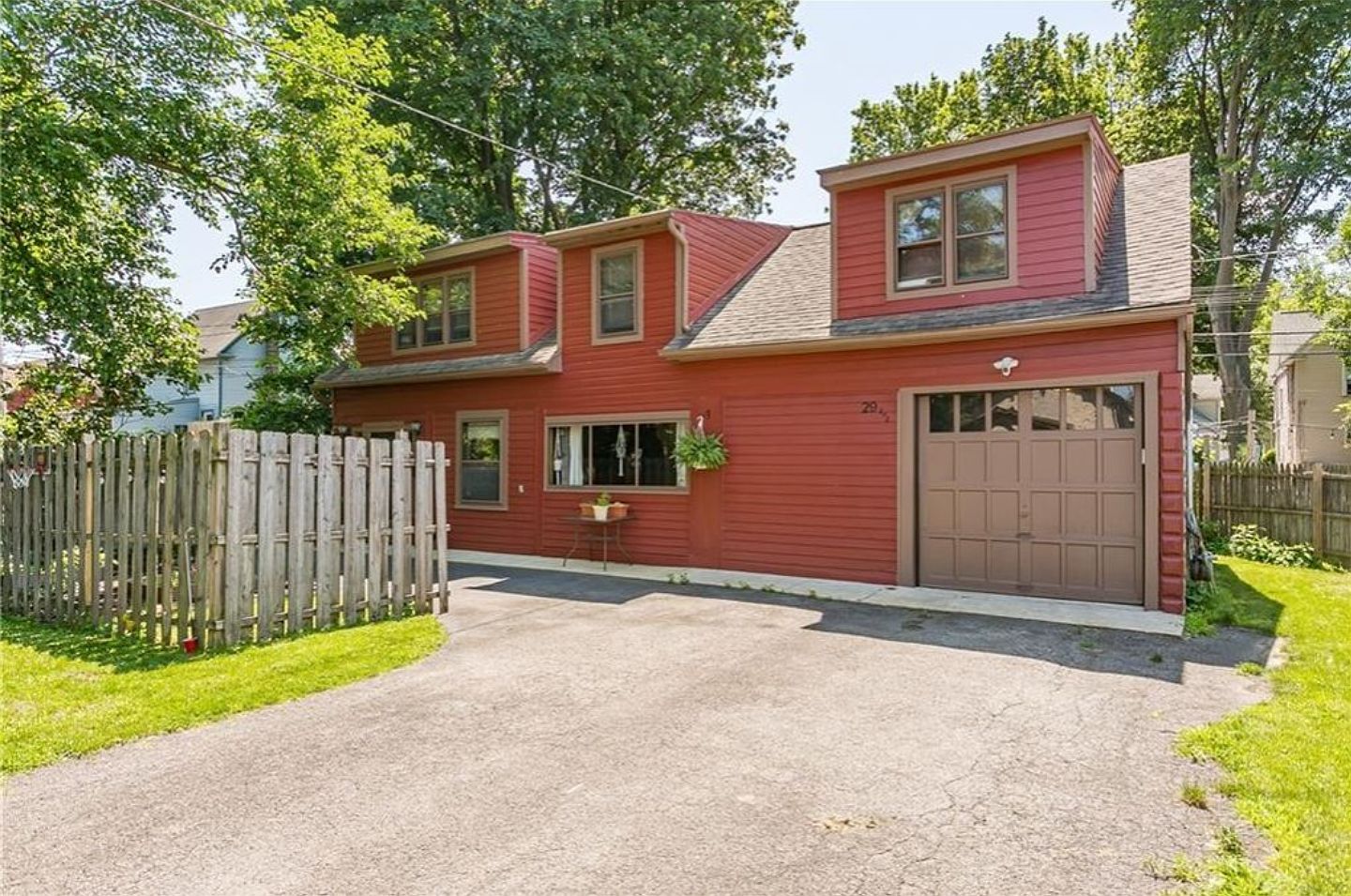 29 1/2 Hamilton St, Rochester, NY 14620 | Zillow