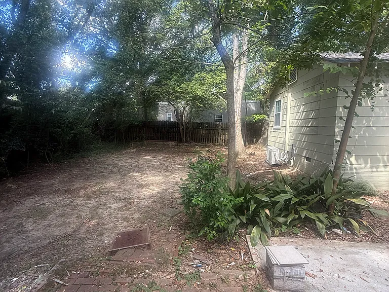 607 Arrowhead Dr #B — Photo 13