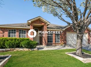 532 Denise St, Saginaw, TX 76179