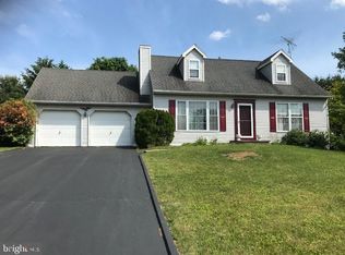 108 Lee St, Stewartstown, PA 17363