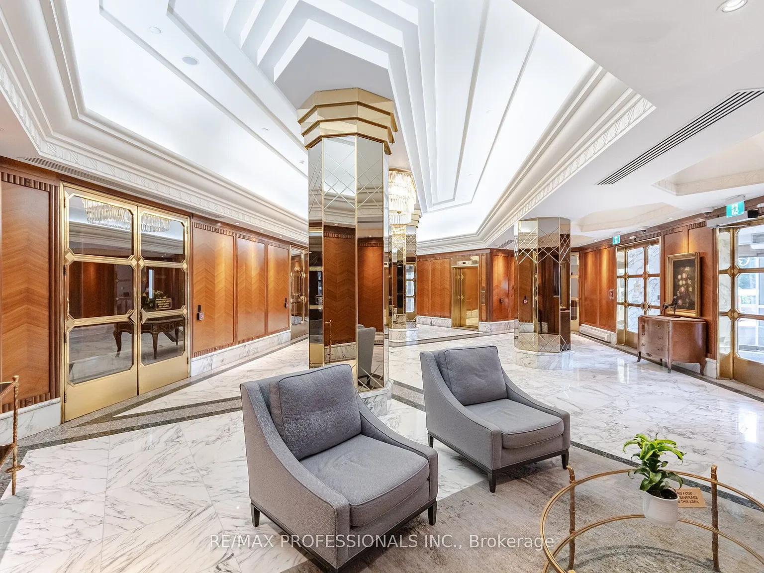 1 Palace Pier Ct — Photo 4