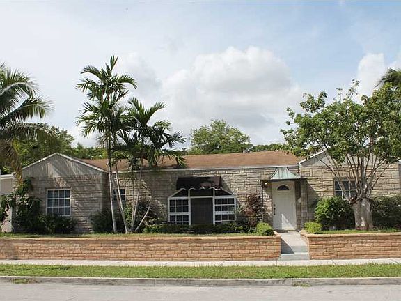 5th image of 904 NW 15th Ave #0