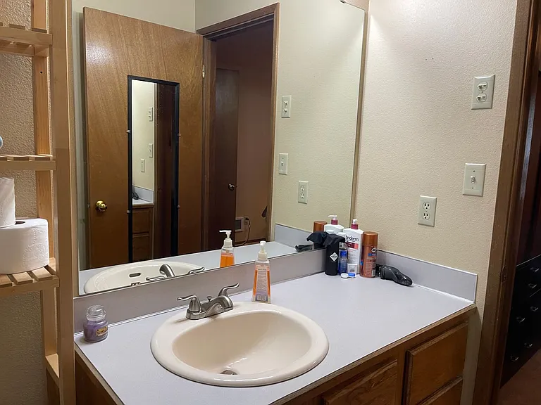 734 N 94th St #6 — Photo 11