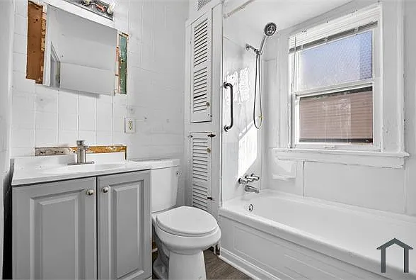 16701 Raymond St — Photo 17