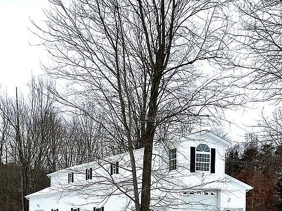 2nd image of 3800 Lauckner Ln