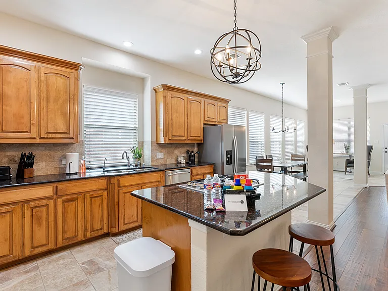 409 Rosemont Ln — Photo 8