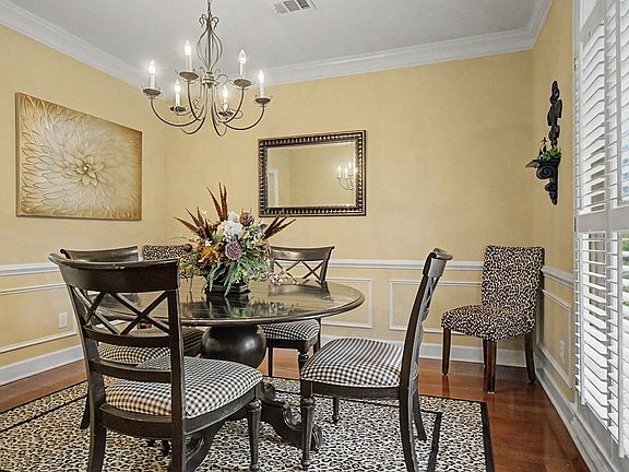 4th image of 3010 Ember Ct