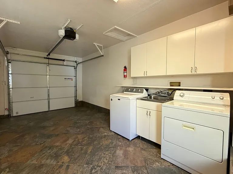 1941 4th Ave — Photo 10