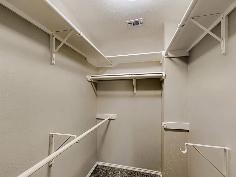 11 Wineberry Pl — Photo 16