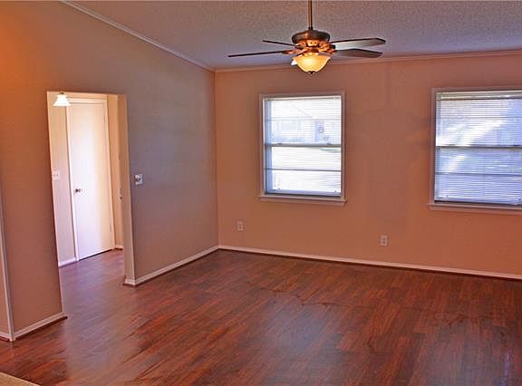 2nd image of 1421 Northridge Dr