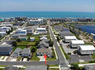 218 Atlanta Ave, Carolina Beach, NC 28428