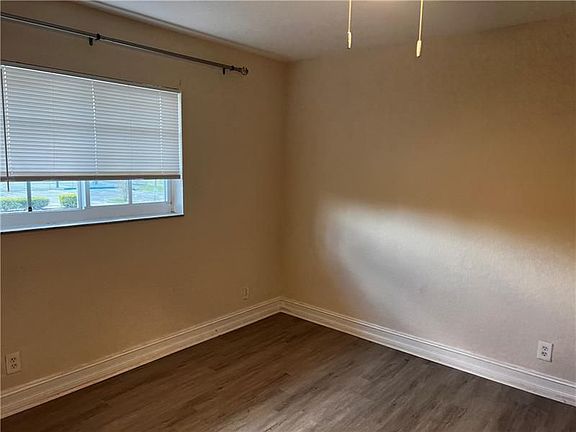 3rd image of 7985 NW 35th Ct