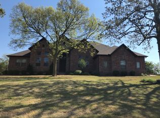 1106 Excalibur Dr, Springdale, AR 72762