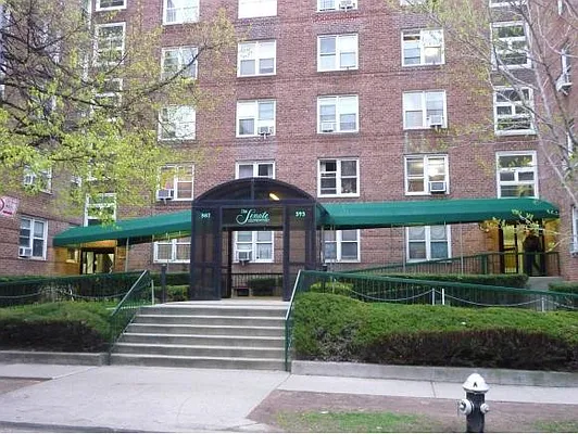 Sold by Brooklyn Realty Group LLC | media 11