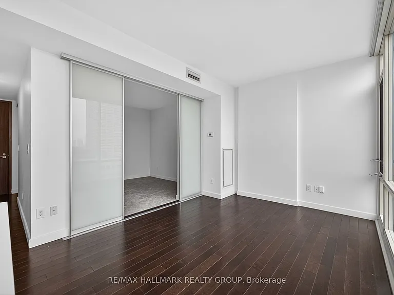 201 Parkdale Ave #705 — Photo 20