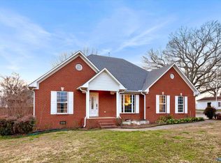 21669 Holt Rd NE, Athens, AL 35613