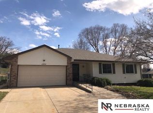 11421 S Nancy Cir, Omaha, NE 68137
