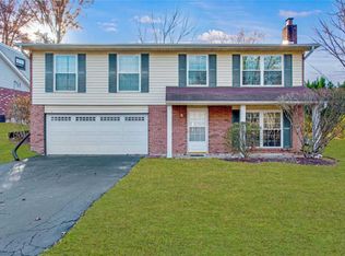 242 Mar El Ct, Ballwin, MO