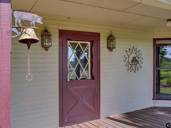 3rd image of 1142 County Road 2360