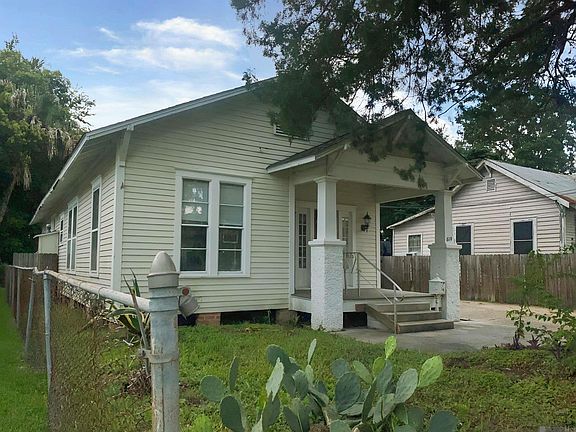 3rd image of 619 Arenz St