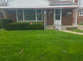 12835 W Parkway St, Detroit, MI 48223
