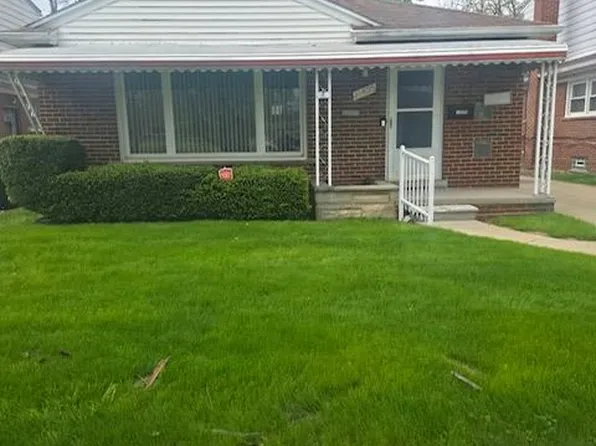 12835 W Parkway St, Detroit, MI 48223