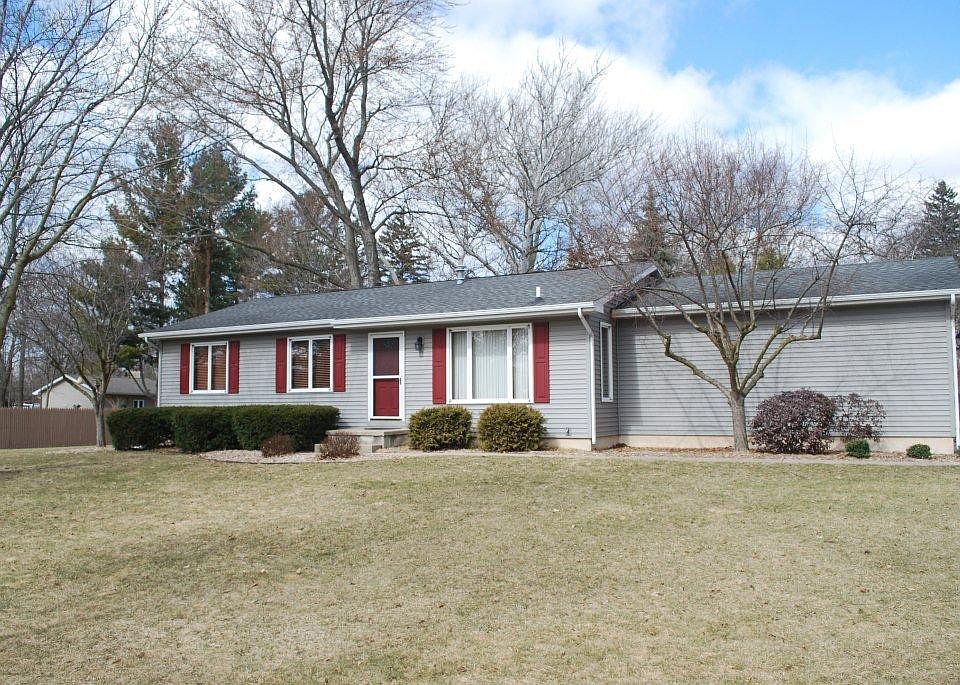 Welcome Home!  To this Beautiful Well Maintained City Ranch Style Home. 3 possible 4 Bedrooms, Two Full Baths with an Open Floor Plan & Plenty of Storage. Many Updates Include Siding, Windows, Roof, Carpeting, Paint & Master Bath with Ceramic Tile. This home is Located in an Excellent Location that is Close to Everything...