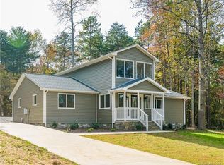 129 Hidden Harbor Rd, Mooresville, NC 28117