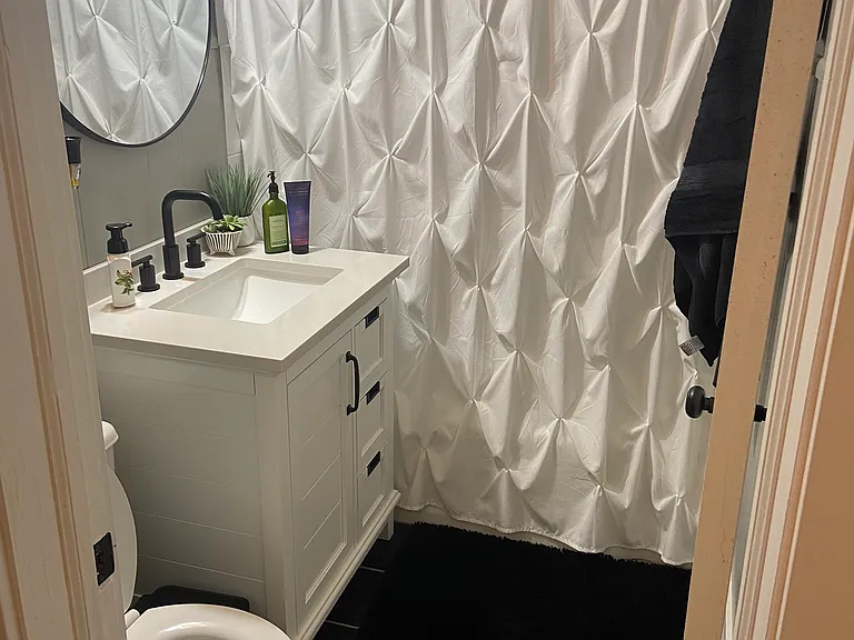 931 Falls Ave #2 — Photo 7