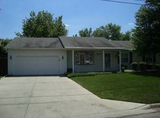 5306 W Salisbury Ave, Peoria, IL 61607